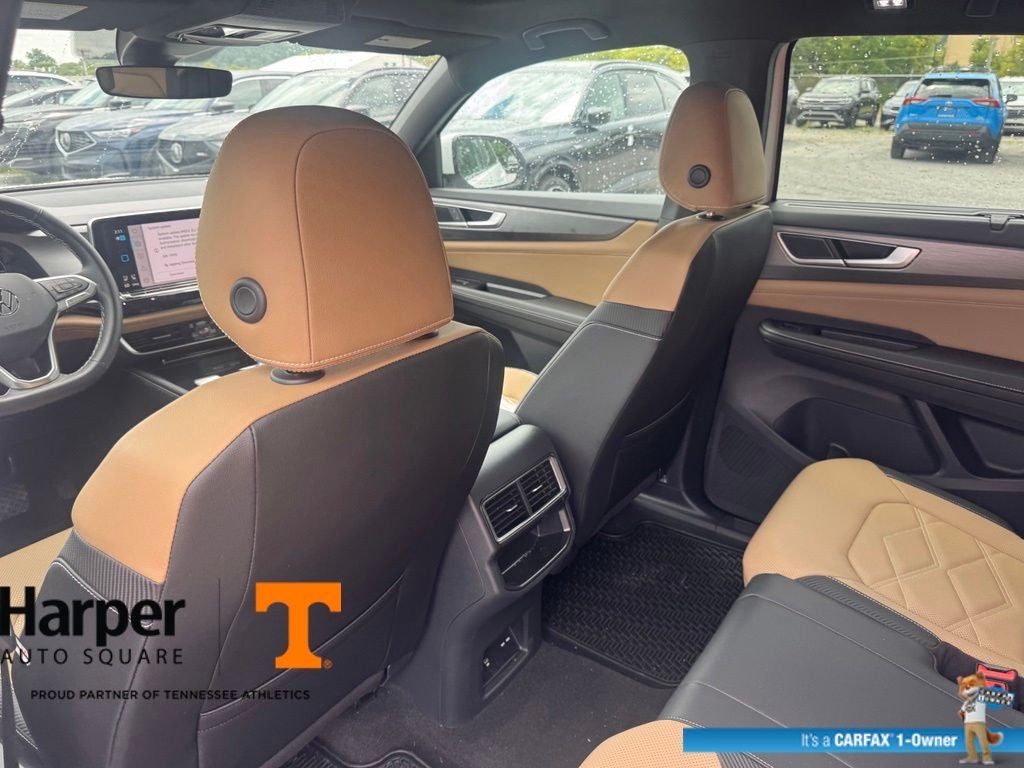 2025 Volkswagen Atlas Cross Sport 2.0T SE w/Technology