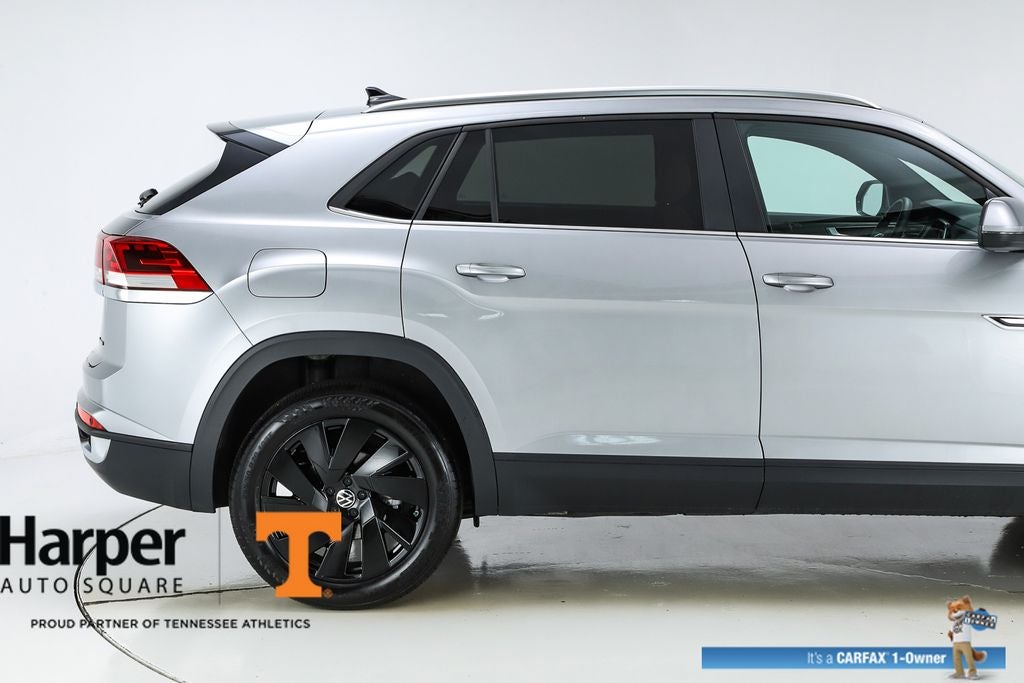 2025 Volkswagen Atlas Cross Sport 2.0T SE w/Technology