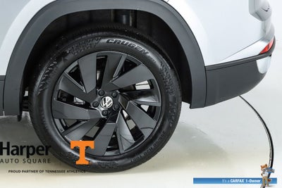 2025 Volkswagen Atlas Cross Sport 2.0T SE w/Technology
