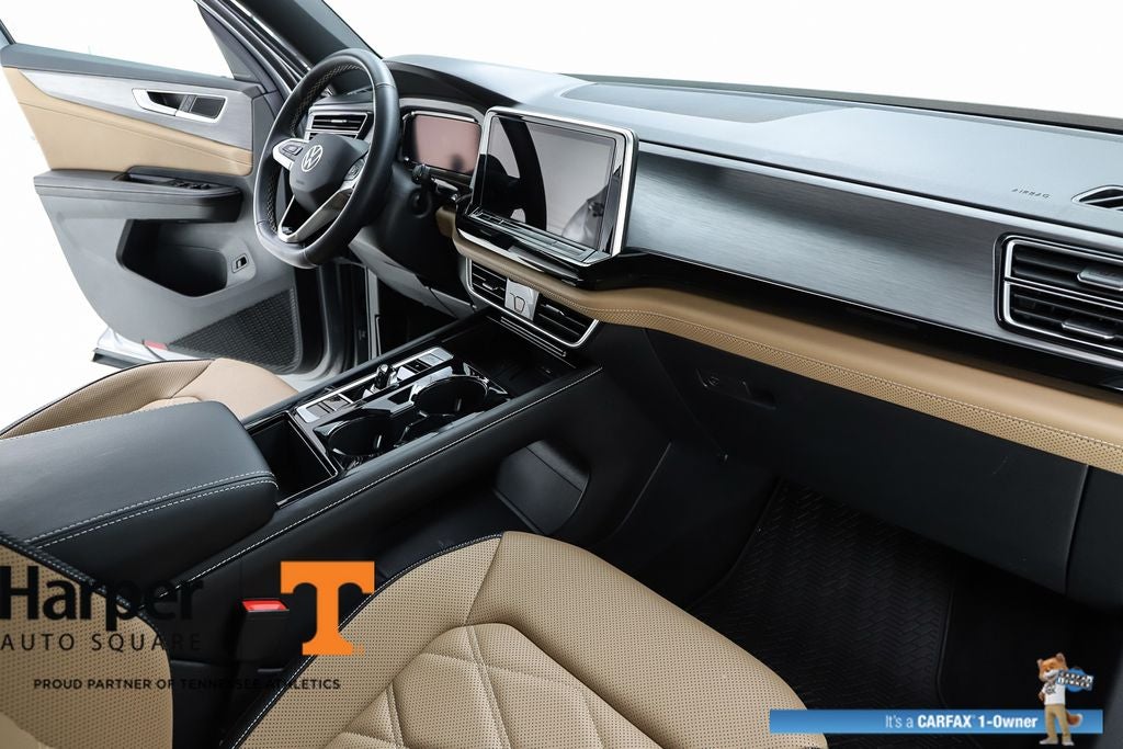 2025 Volkswagen Atlas Cross Sport 2.0T SE w/Technology