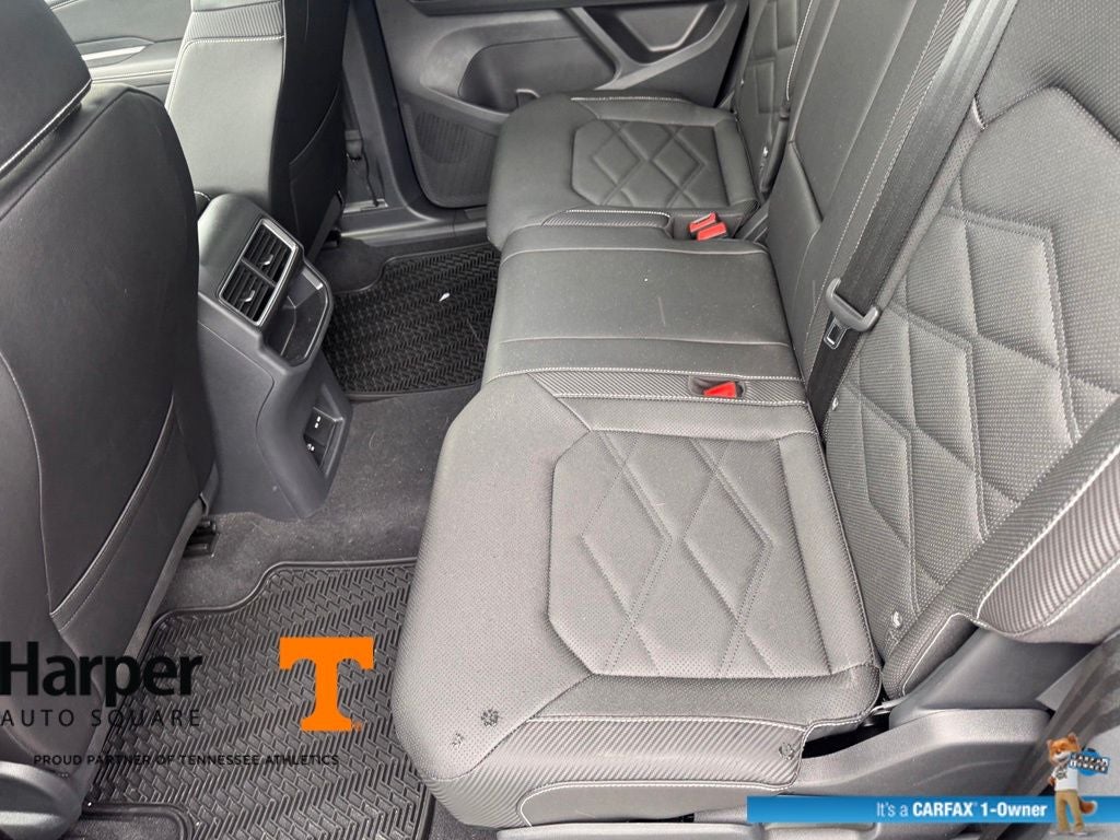 2025 Volkswagen Atlas Cross Sport 2.0T SE w/Technology
