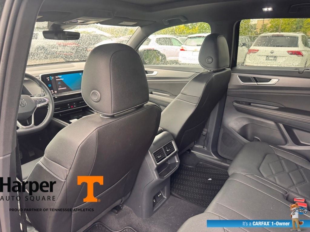 2025 Volkswagen Atlas Cross Sport 2.0T SE w/Technology