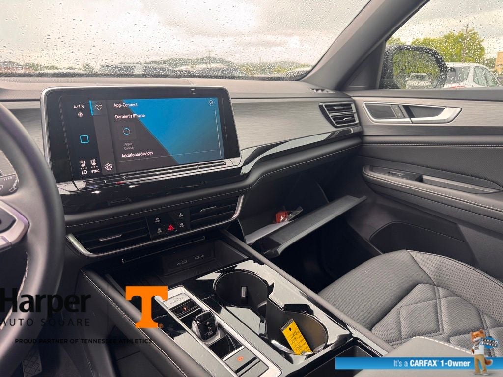 2025 Volkswagen Atlas Cross Sport 2.0T SE w/Technology