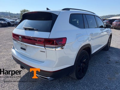 2026 Volkswagen Atlas SE w/Technology