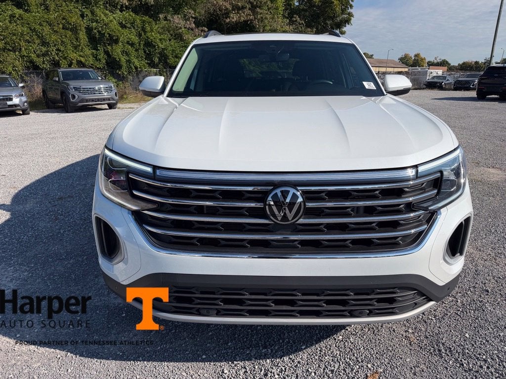 2026 Volkswagen Atlas SE w/Technology