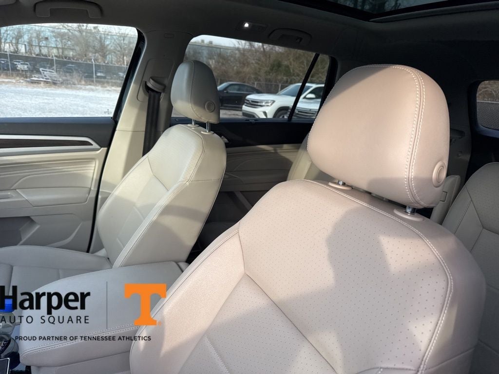 2022 Volkswagen Atlas 2.0T SE w/Technology