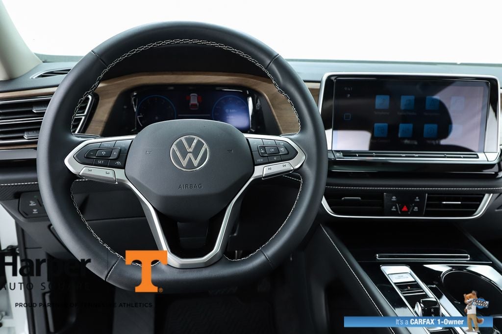 2024 Volkswagen Atlas 2.0T SE w/Technology