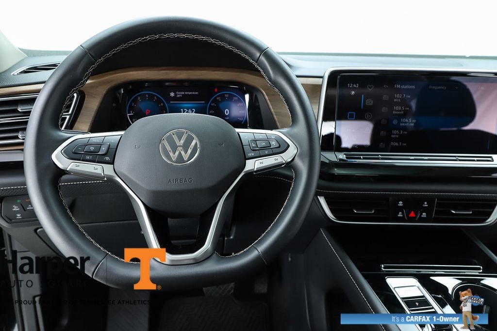 2025 Volkswagen Atlas 2.0T SE w/Technology