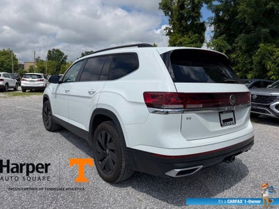 2025 Volkswagen Atlas 2.0T SE w/Technology