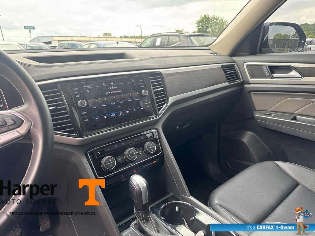 2022 Volkswagen Atlas 3.6L V6 SE w/Technology