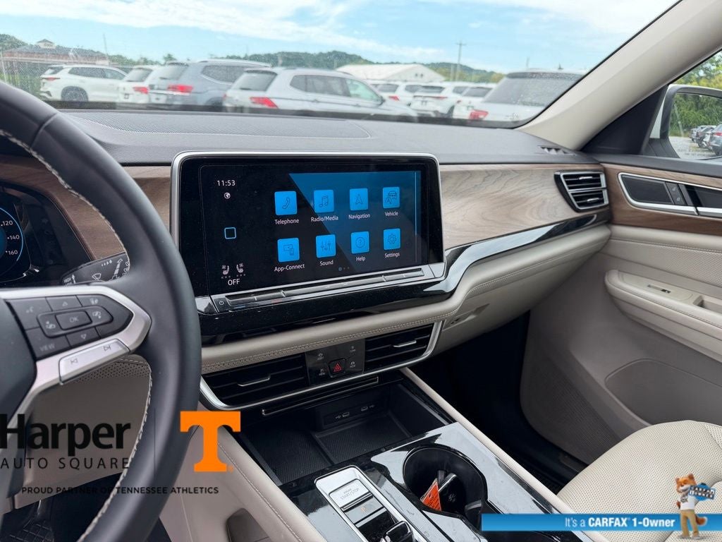 2024 Volkswagen Atlas 2.0T SE w/Technology