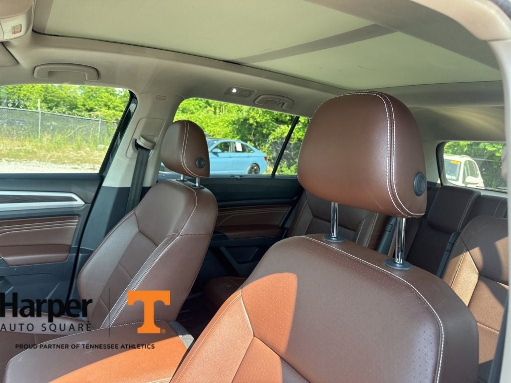 2022 Volkswagen Atlas 3.6L V6 SE w/Technology
