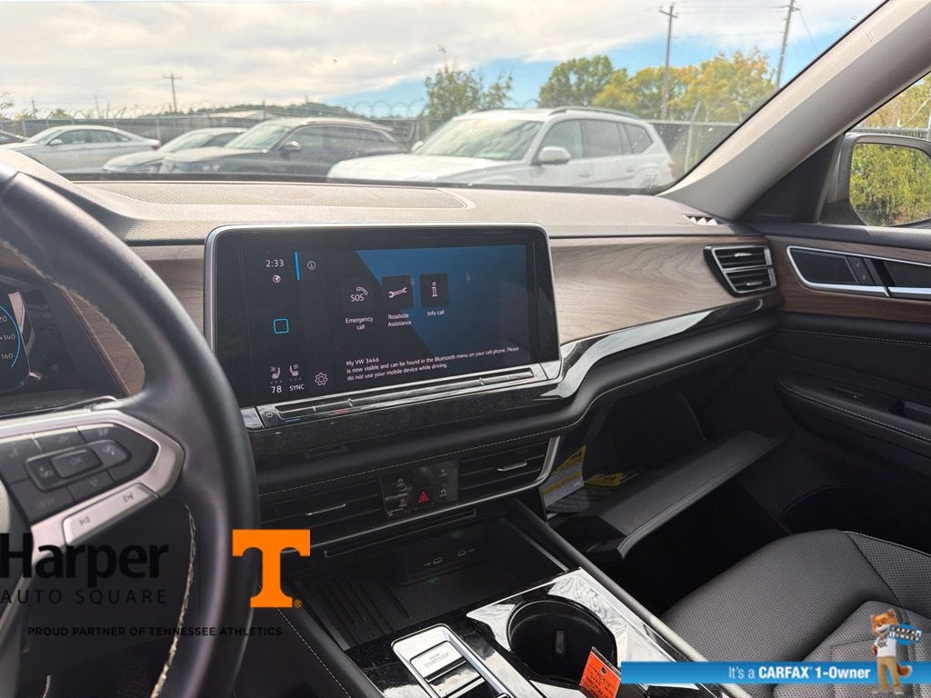 2025 Volkswagen Atlas 2.0T SE w/Technology