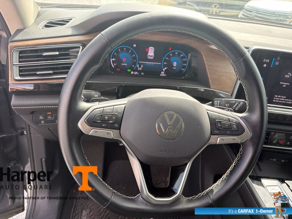 2025 Volkswagen Atlas 2.0T SE w/Technology