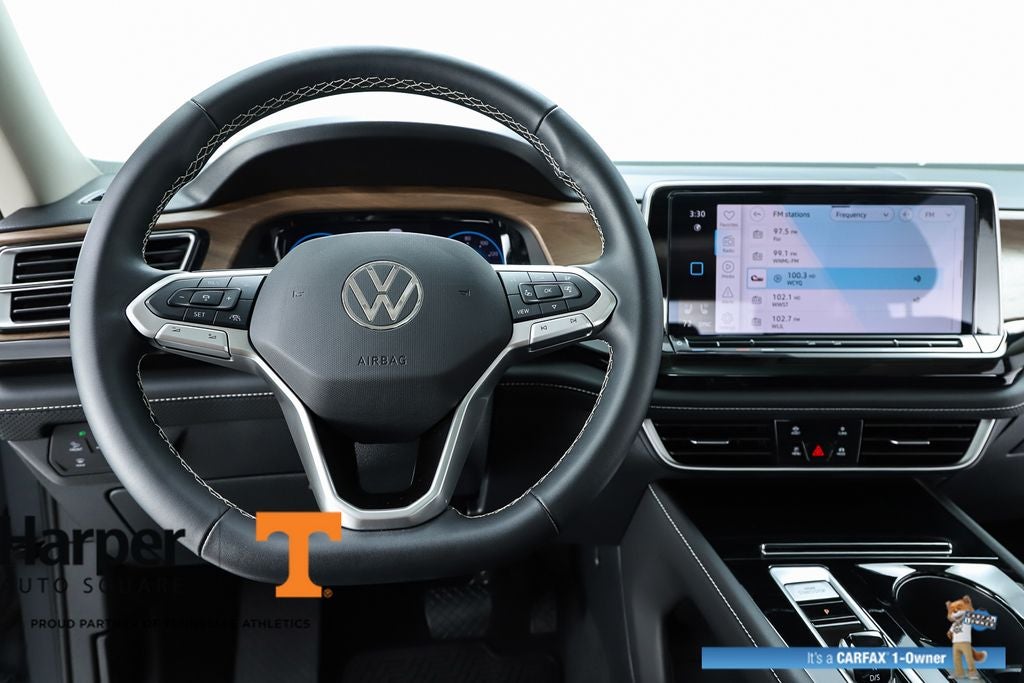 2025 Volkswagen Atlas 2.0T SE w/Technology