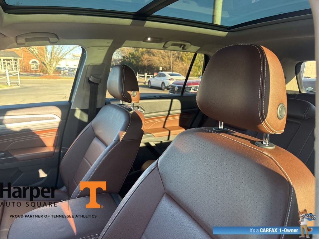 2021 Volkswagen Atlas 3.6L V6 SE w/Technology R-Line
