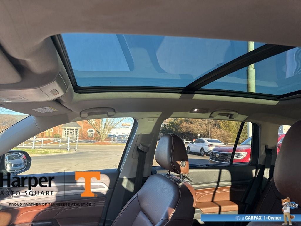 2021 Volkswagen Atlas 3.6L V6 SE w/Technology R-Line