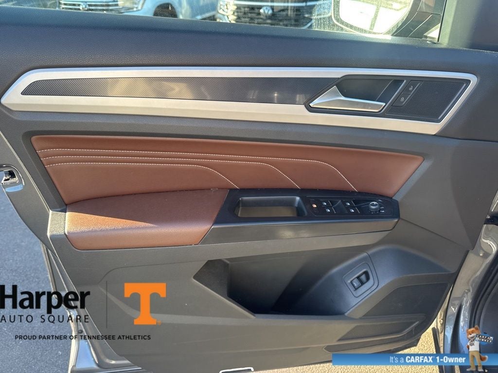 2021 Volkswagen Atlas 3.6L V6 SE w/Technology R-Line