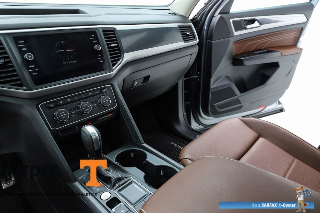 2021 Volkswagen Atlas 3.6L V6 SE w/Technology R-Line