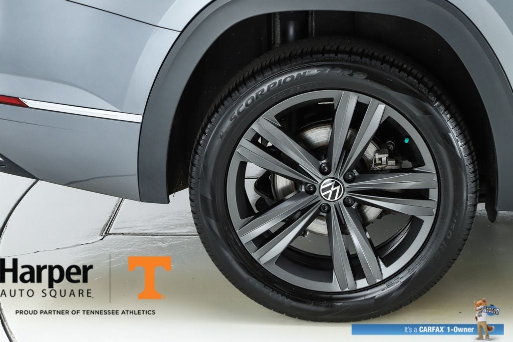 2021 Volkswagen Atlas 3.6L V6 SE w/Technology R-Line