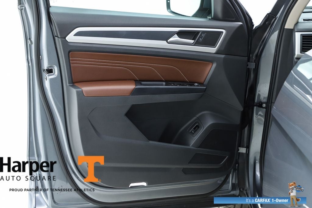 2021 Volkswagen Atlas 3.6L V6 SE w/Technology R-Line