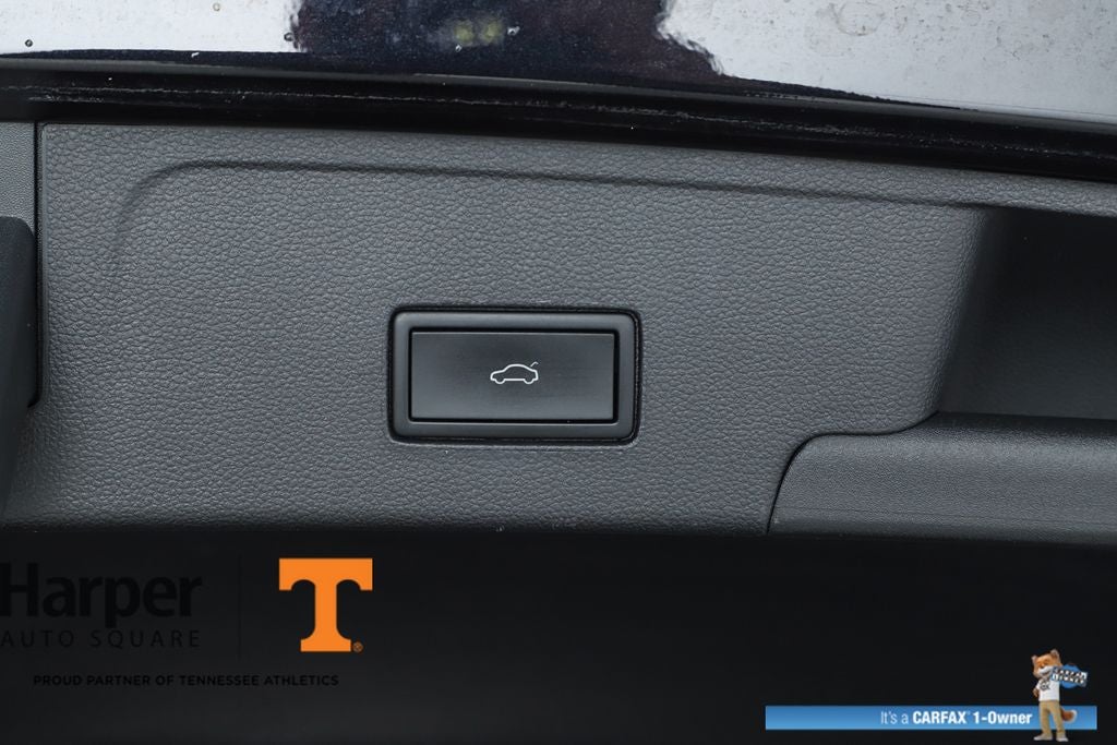 2023 Volkswagen Atlas Cross Sport 2.0T SEL R-Line