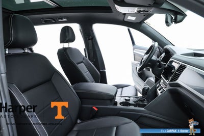 2023 Volkswagen Atlas Cross Sport 2.0T SEL R-Line