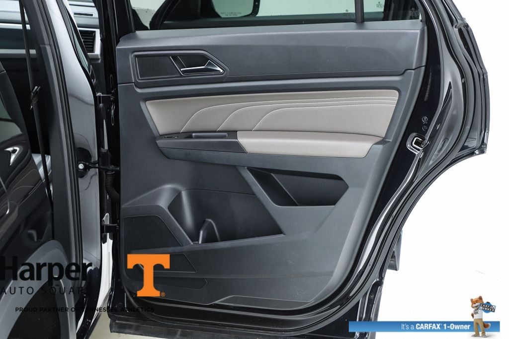 2023 Volkswagen Atlas Cross Sport 2.0T SEL R-Line