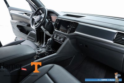 2023 Volkswagen Atlas Cross Sport 2.0T SEL R-Line