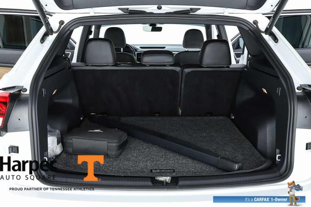 2023 Volkswagen Atlas Cross Sport 2.0T SEL R-Line