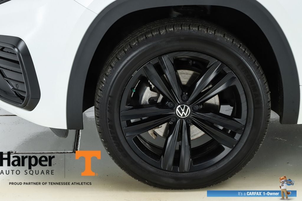 2023 Volkswagen Atlas Cross Sport 2.0T SEL R-Line
