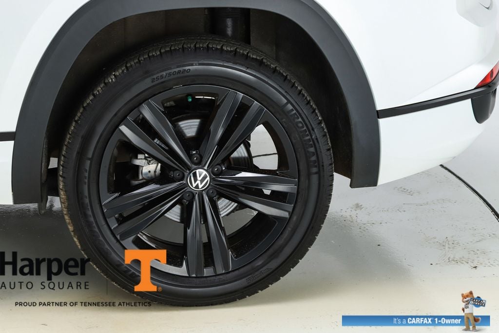 2023 Volkswagen Atlas Cross Sport 2.0T SEL R-Line