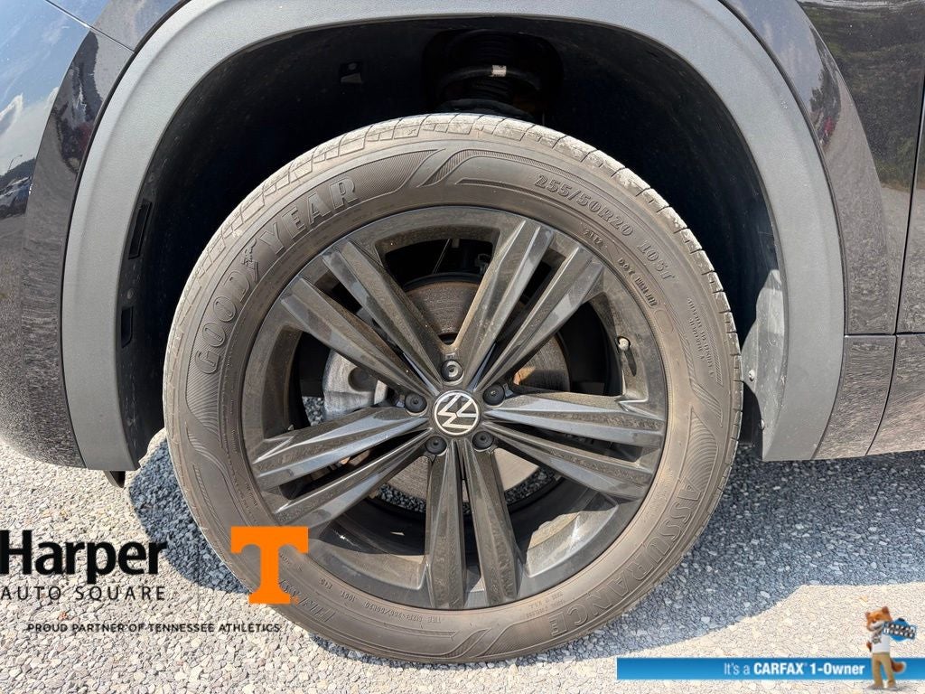2023 Volkswagen Atlas Cross Sport 3.6L V6 SEL R-Line