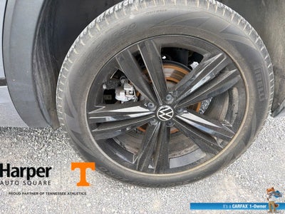 2023 Volkswagen Atlas Cross Sport 3.6L V6 SEL R-Line