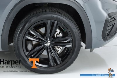 2023 Volkswagen Atlas Cross Sport 3.6L V6 SEL R-Line
