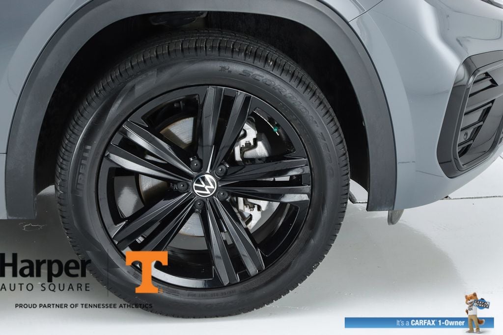 2023 Volkswagen Atlas Cross Sport 3.6L V6 SEL R-Line