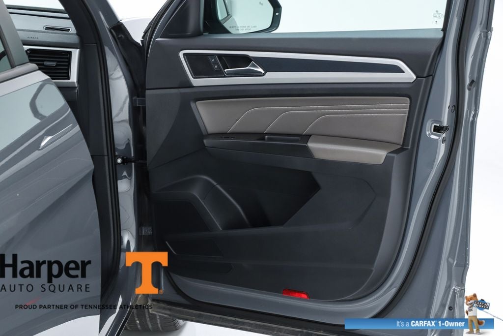2023 Volkswagen Atlas Cross Sport 3.6L V6 SEL R-Line