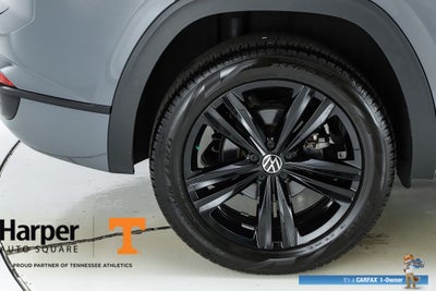 2023 Volkswagen Atlas Cross Sport 3.6L V6 SEL R-Line