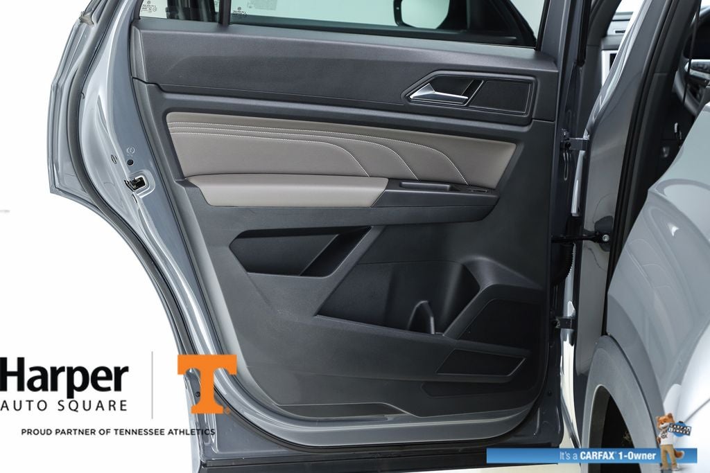 2023 Volkswagen Atlas Cross Sport 3.6L V6 SEL R-Line