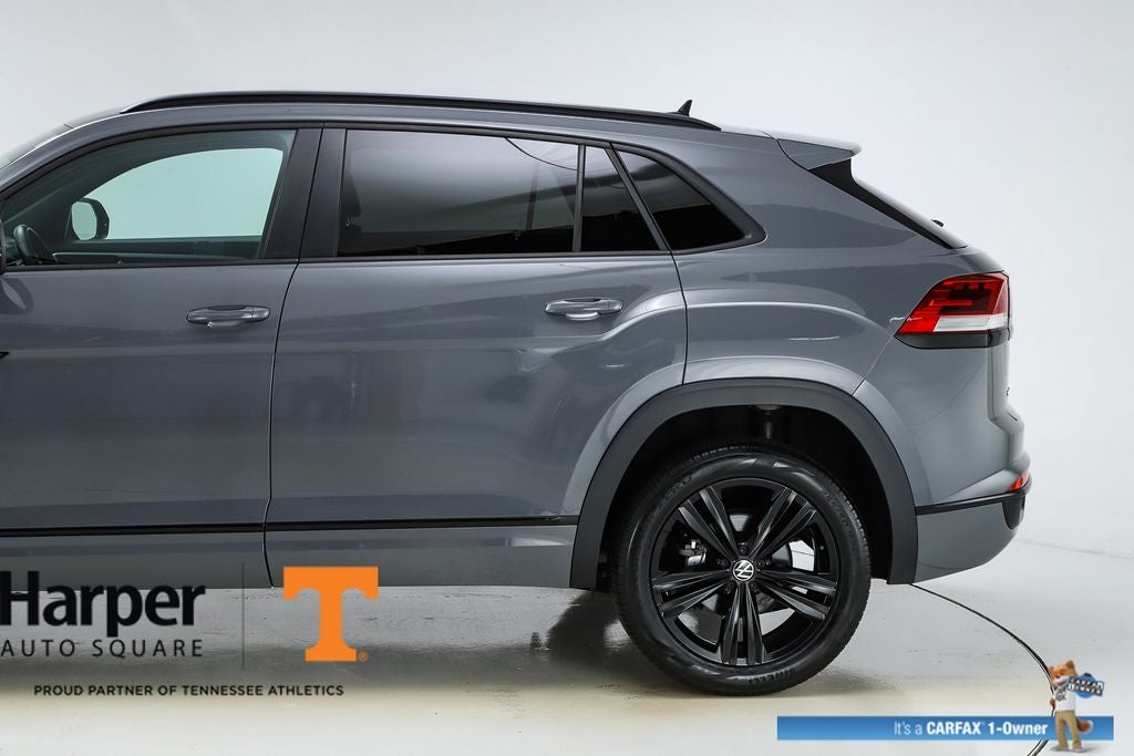 2023 Volkswagen Atlas Cross Sport 3.6L V6 SEL R-Line