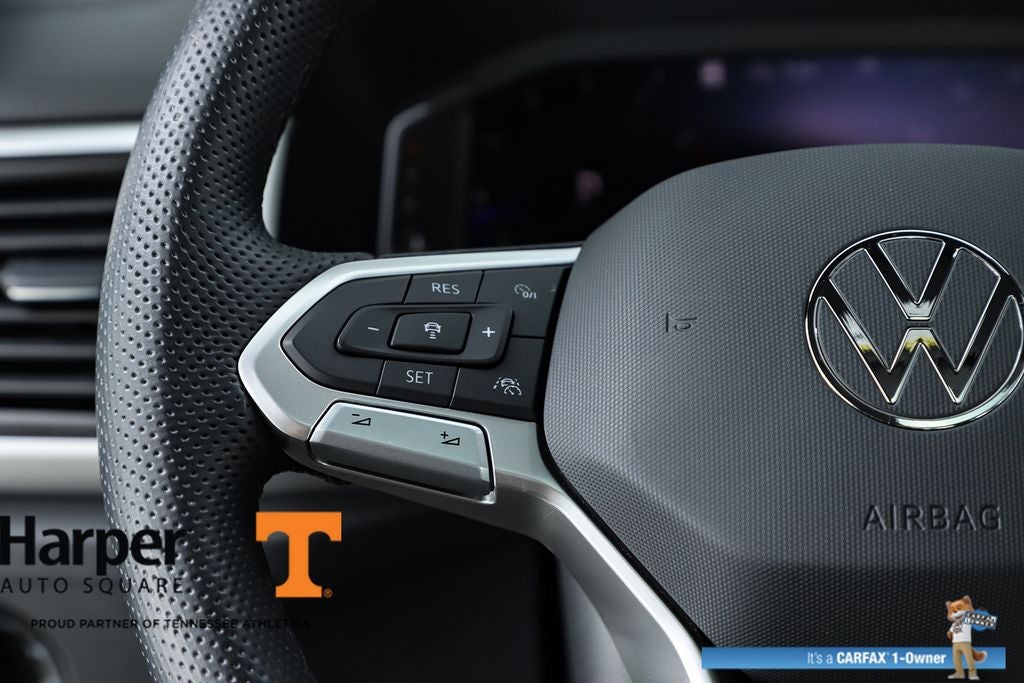 2023 Volkswagen Atlas Cross Sport 3.6L V6 SEL R-Line