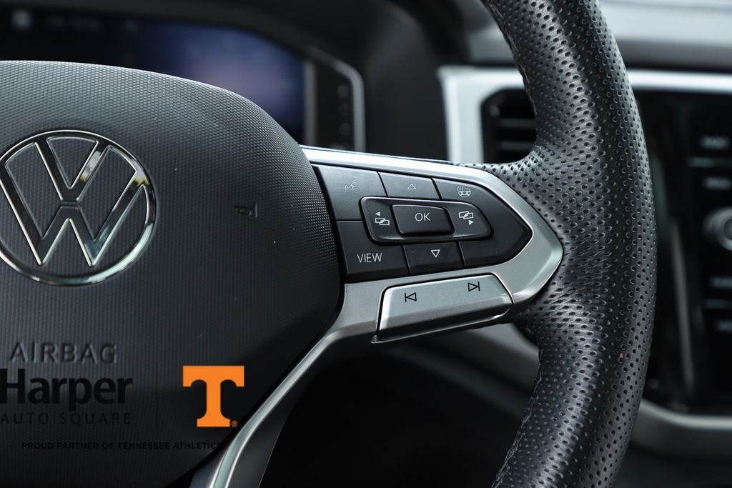 2023 Volkswagen Atlas Cross Sport 3.6L V6 SEL R-Line