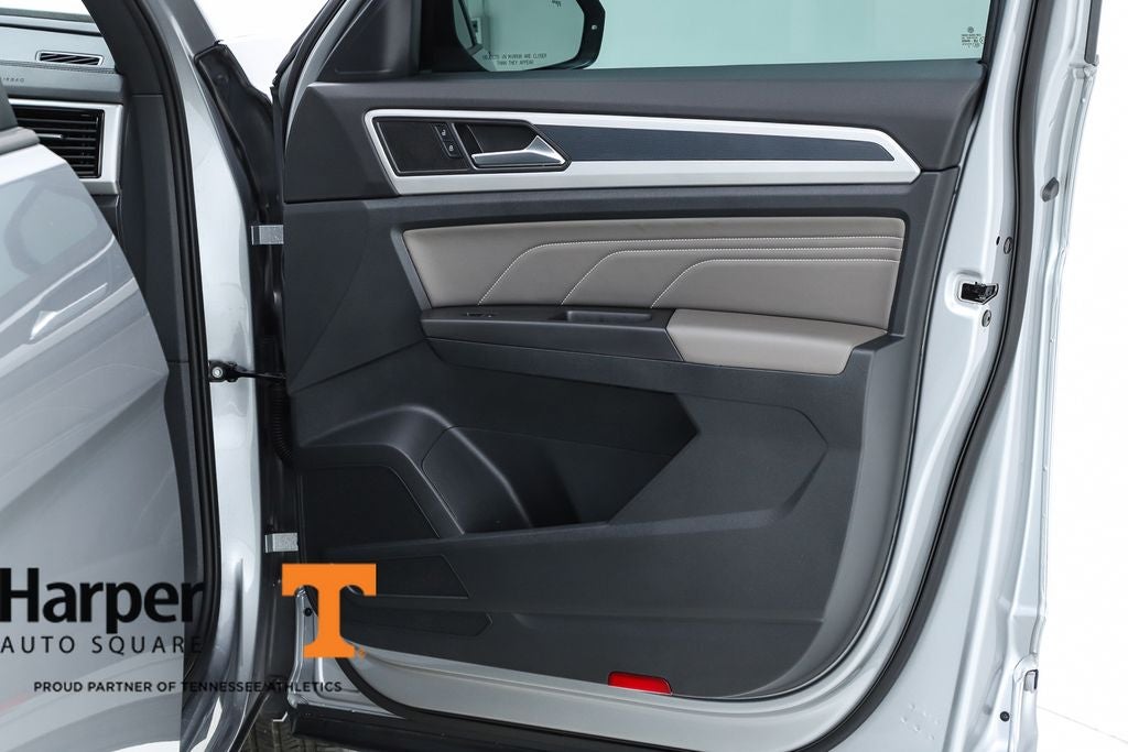 2023 Volkswagen Atlas Cross Sport 3.6L V6 SEL R-Line