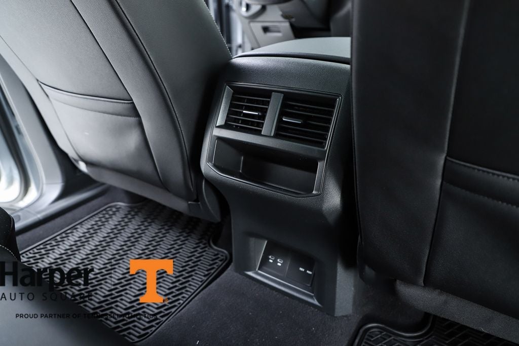 2023 Volkswagen Atlas Cross Sport 3.6L V6 SEL R-Line
