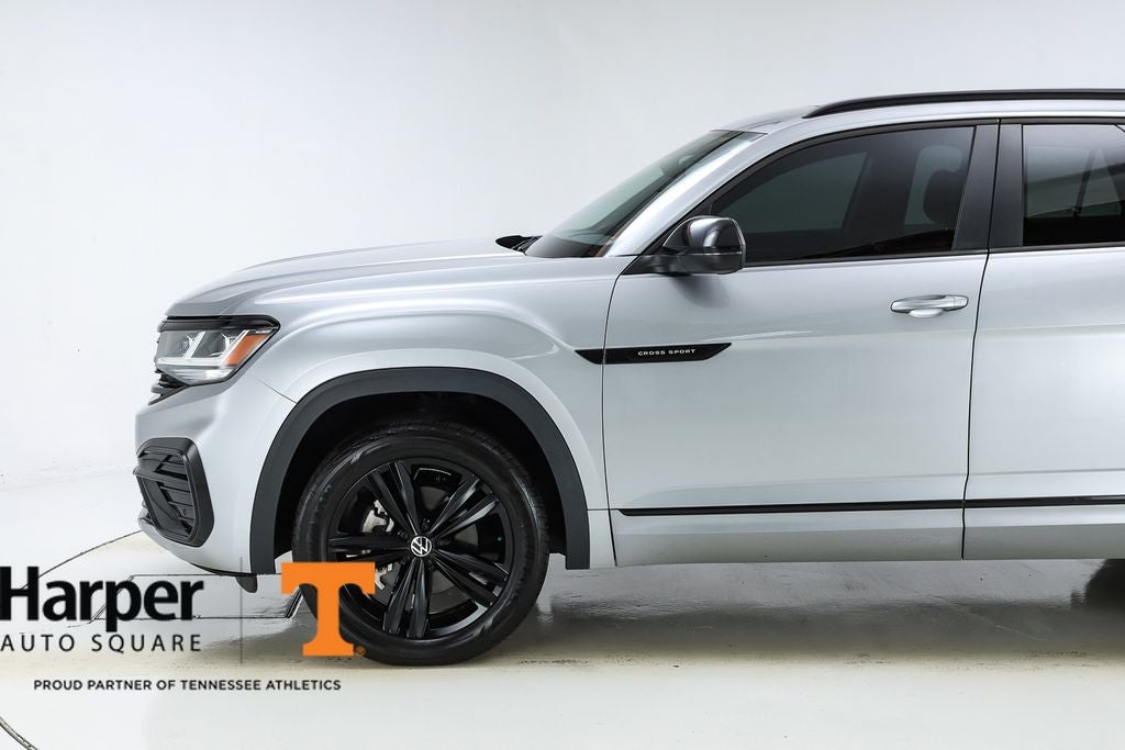 2023 Volkswagen Atlas Cross Sport 3.6L V6 SEL R-Line