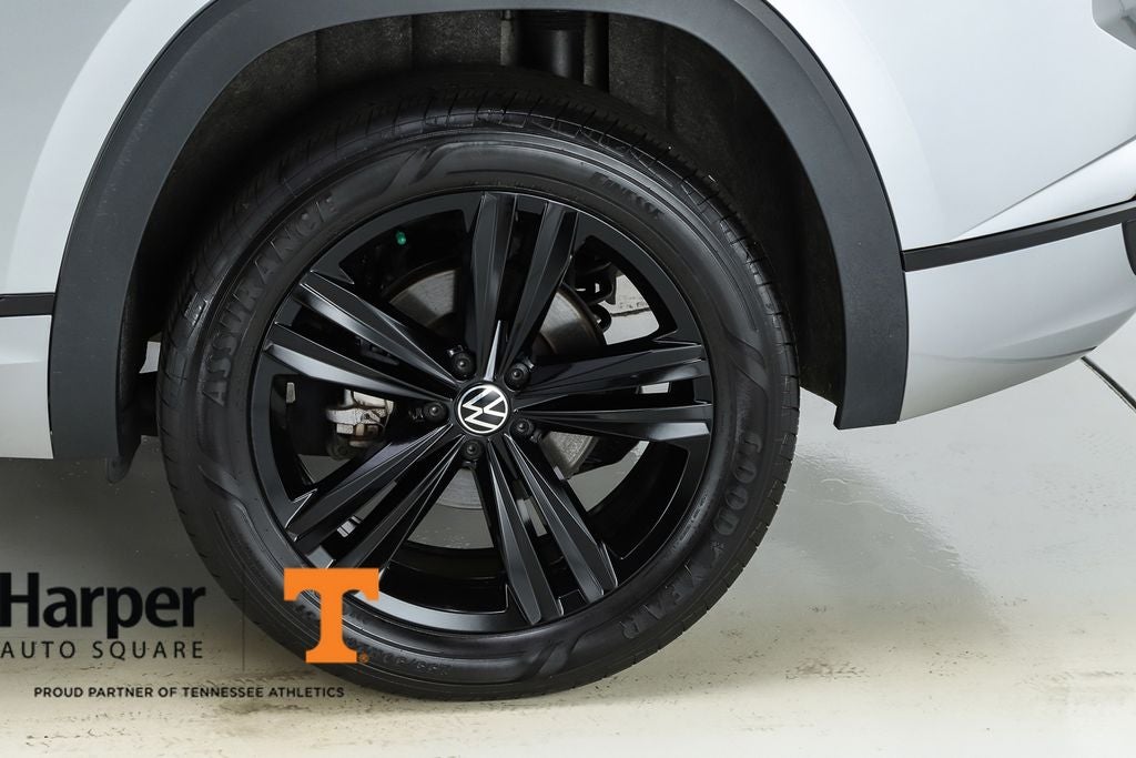 2023 Volkswagen Atlas Cross Sport 3.6L V6 SEL R-Line