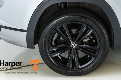 2023 Volkswagen Atlas Cross Sport 3.6L V6 SEL R-Line