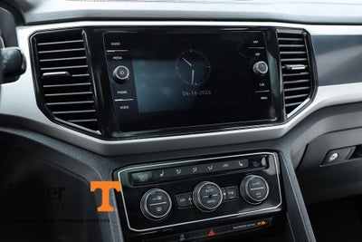 2023 Volkswagen Atlas Cross Sport 3.6L V6 SEL R-Line