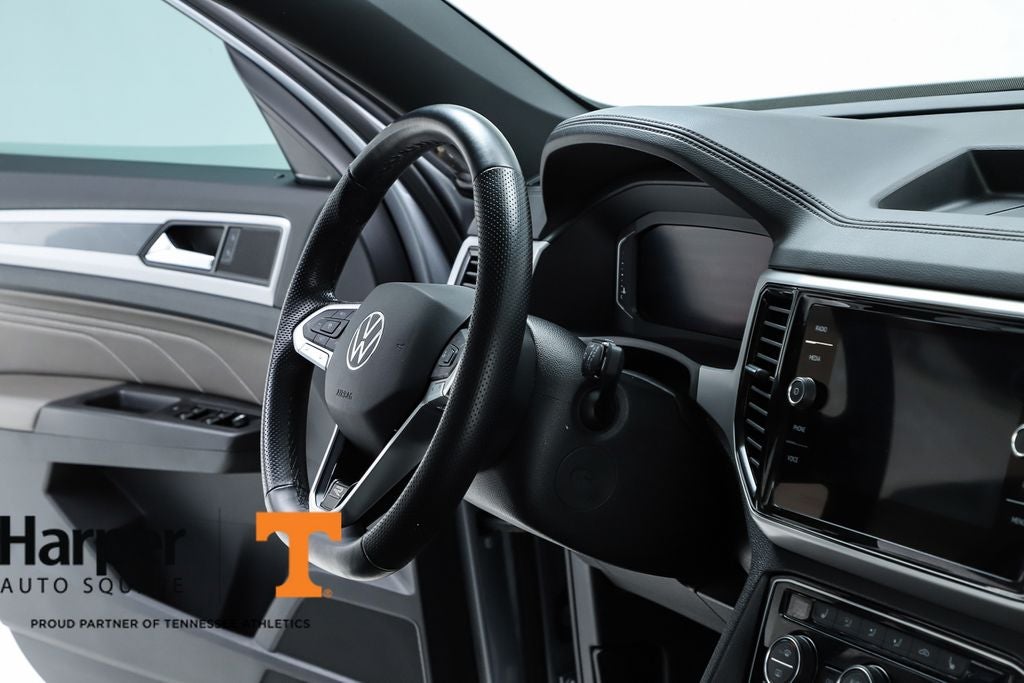 2023 Volkswagen Atlas Cross Sport 3.6L V6 SEL R-Line