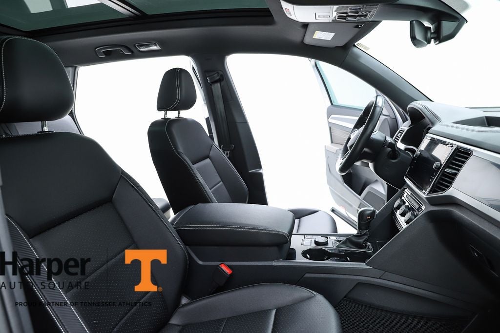 2023 Volkswagen Atlas Cross Sport 3.6L V6 SEL R-Line